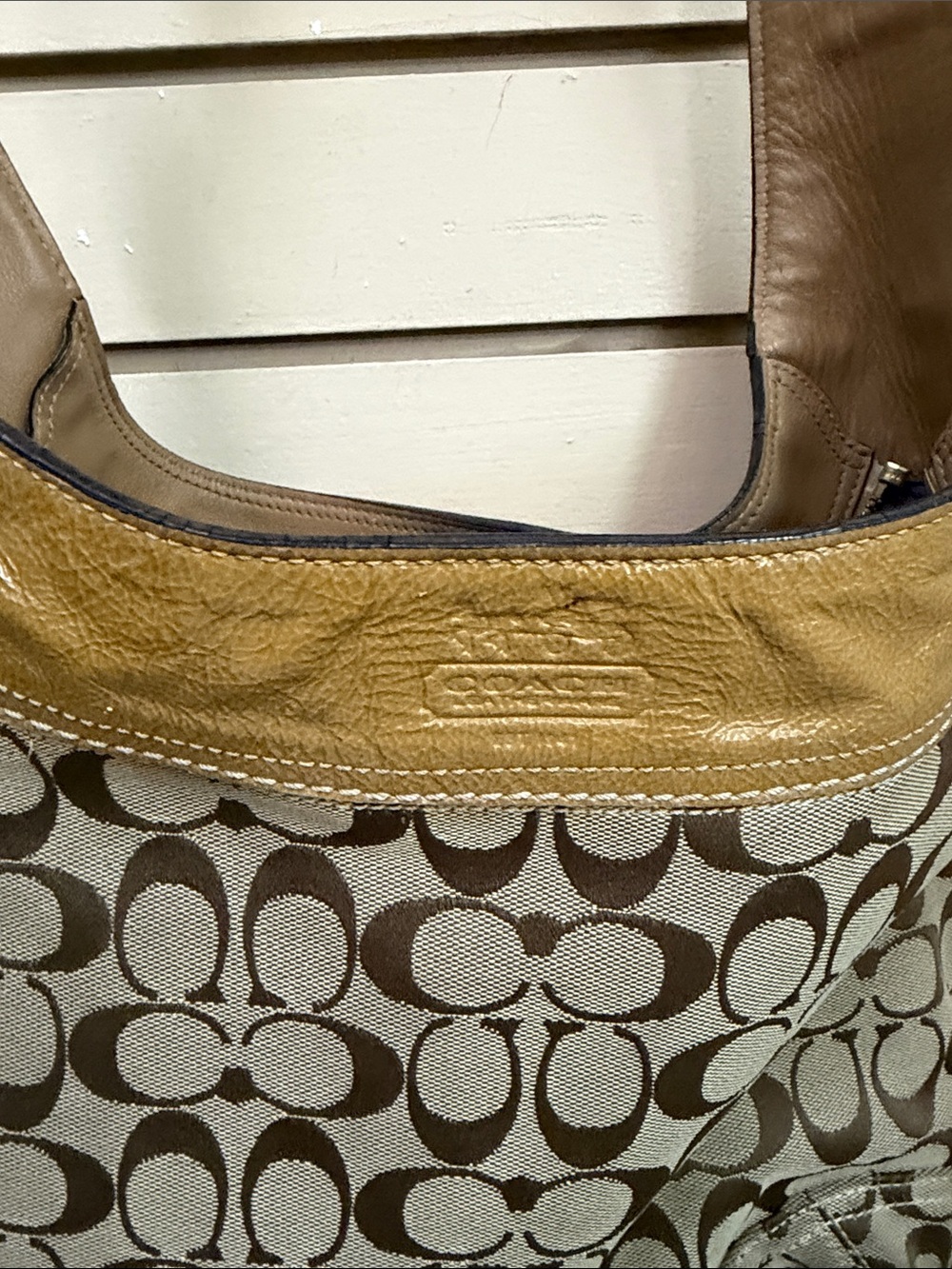 Coach Signature Canvas Hobo with Brown and Mustard Leather Trim - Picture 2 of 12